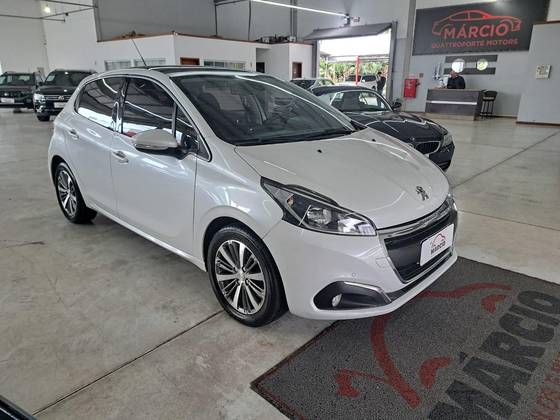 PEUGEOT 208 1.6 GRIFFE 16V FLEX 4P AUTOMÁTICO PEUGEOT 208 1.6 GRIFFE 16V FLEX 4P AUTOMÁTICO